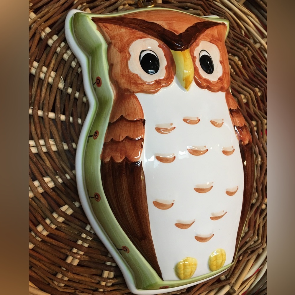 Ceramic Owl 🦉 - Picture 3 of 9